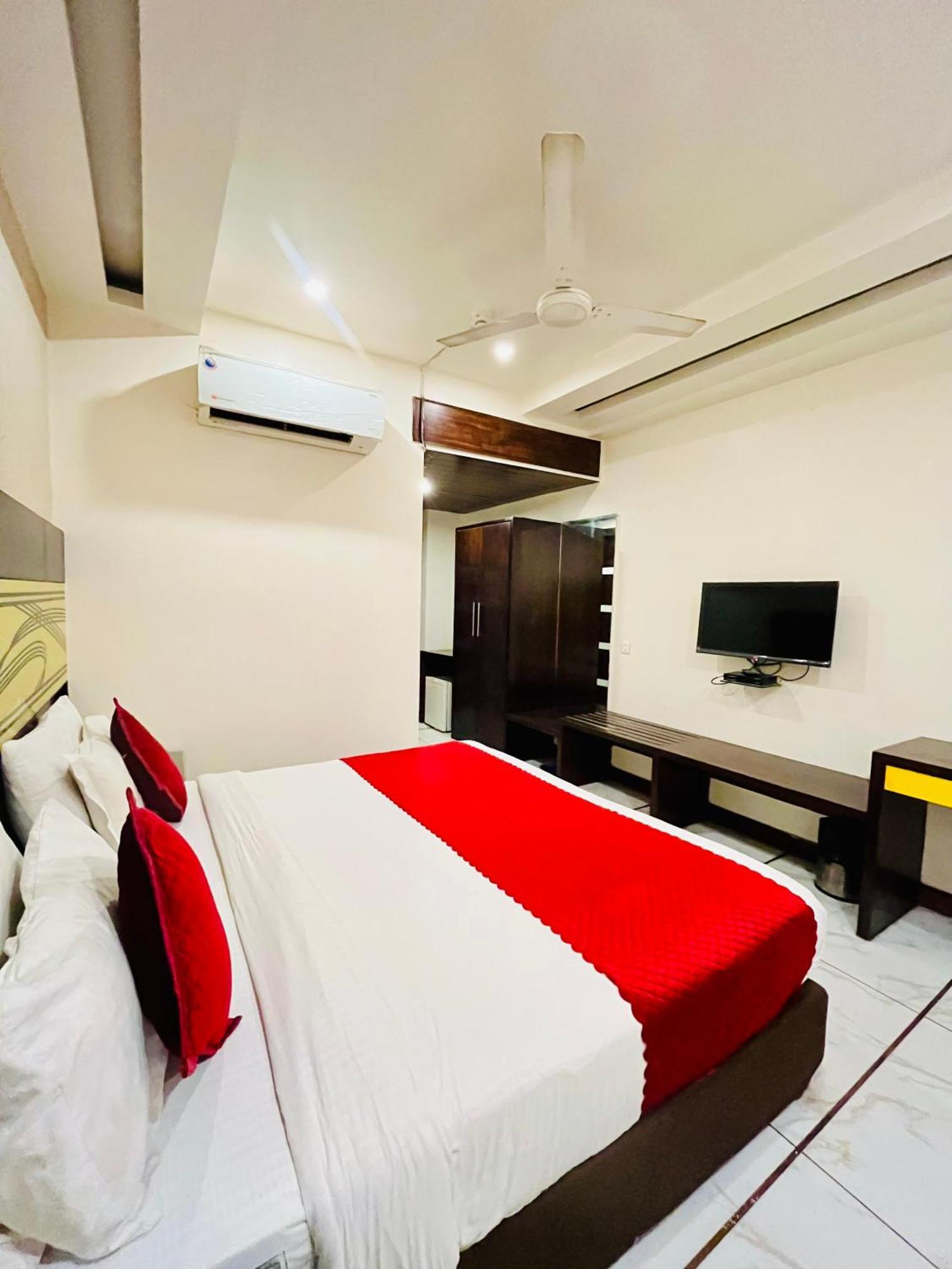 Frankstay -Le Unit By Worth Neu-Delhi Exterior foto